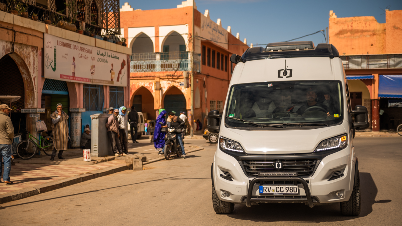 CROSSCAMP FLEX 541 Camper Van unterwegs in Marokko