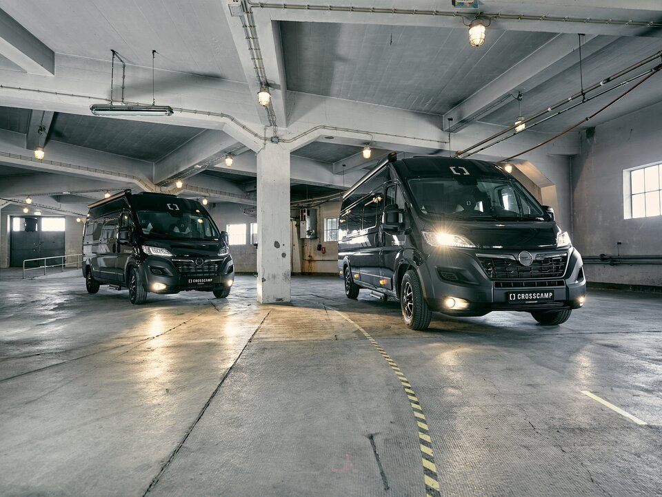 CROSSCAMP Camper Vans auf Opel Movano Basis