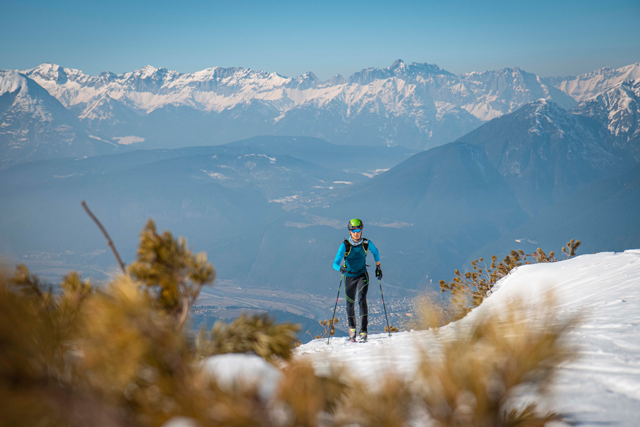 Finn Hösch beim Skibergsteigen in Südtirol mit dem CROSSCAMP