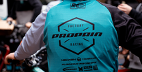 Renn-Shirt des Propain Factory Racing Teams