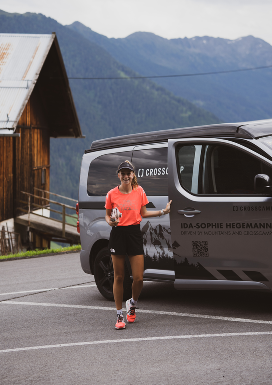 Trailrunnerin Ida-Sophie Hegemann vor CROSSCAMP